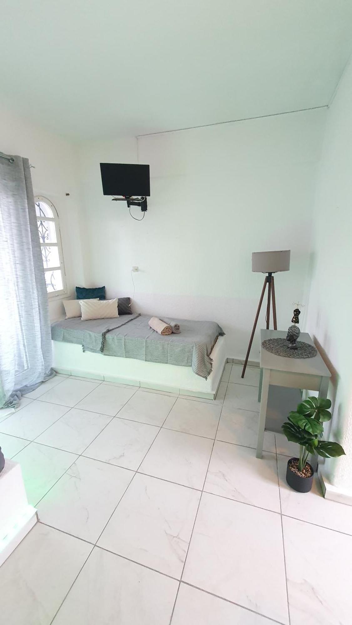 Apartment Nikol 2 *